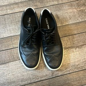 Black dressy or casual men’s shoe